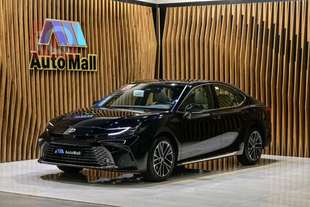 تۆیۆتا کامری